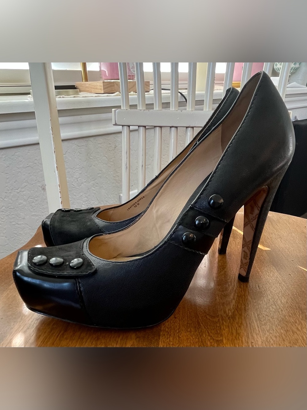 L.A.M.B Gwen Stefani Black Leather Button-Accent Pumps Square Toe Heels